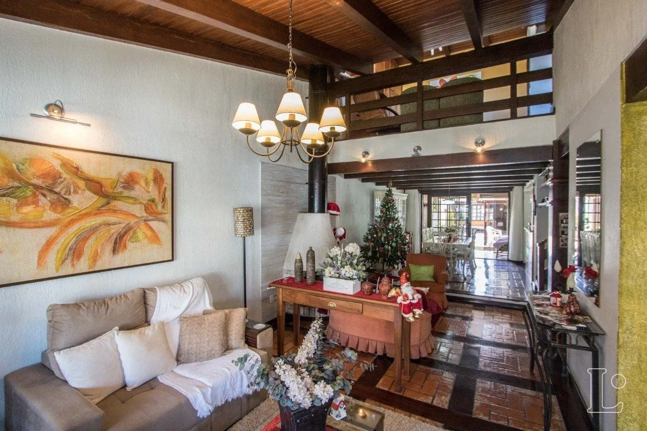 Imagem Casa para Venda - 238.68m², 4 dormitórios, sendo 1 suites, 4 vagas - Ipanema