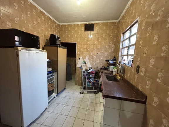 Imagem Casa à venda com edícula - Vila São Jorge / São Vicente