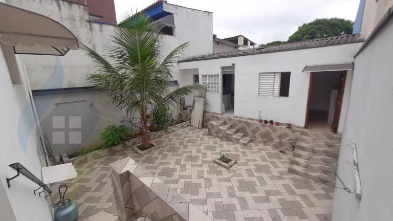 Imagem Casa de 2 dormitórios sendo 1 suíte, 3 banheiros, 3 vagas, com 240m² no Rudge Ramos, São Bernardo do Campo