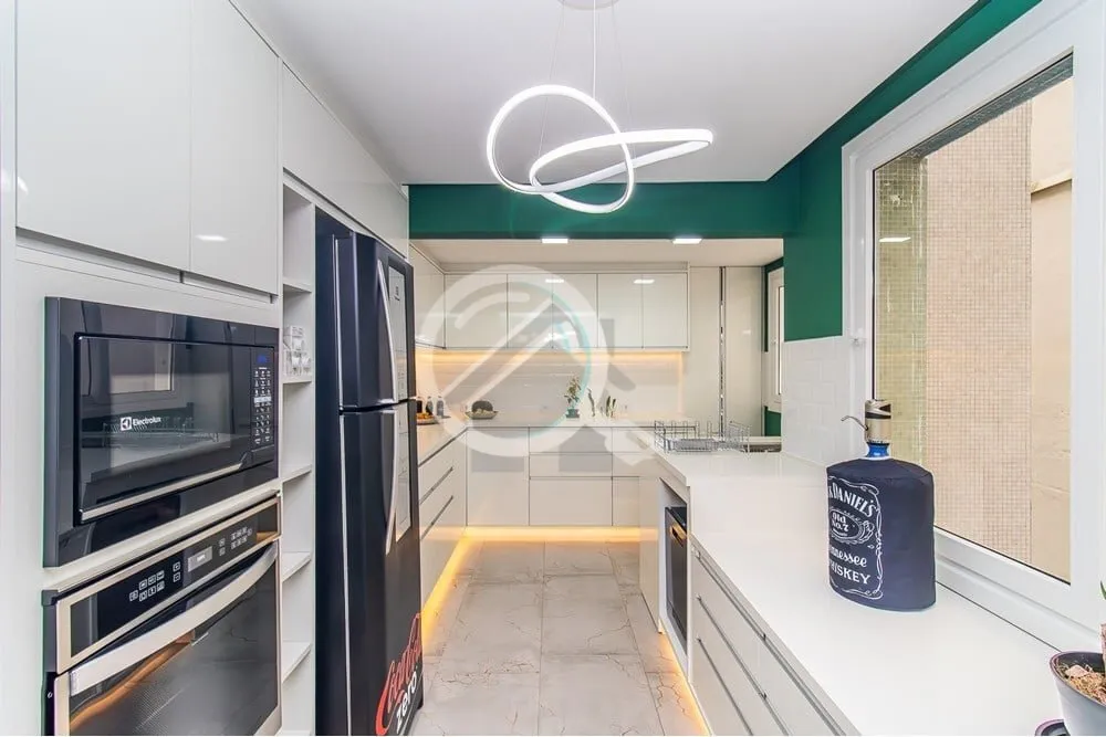 Imagem Apartamento de frente, com 109,78 m² - 3 dormitórios transformado em 2, sendo 1 suíte com closet....