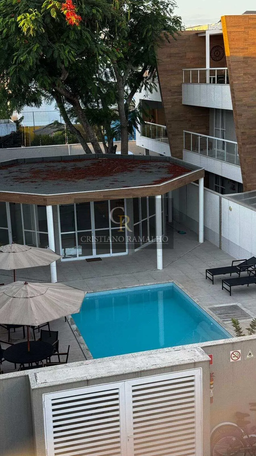 Imagem Cobertura à venda em Cabo Frio, Palmeiras, com 4 quartos, 278,32m2