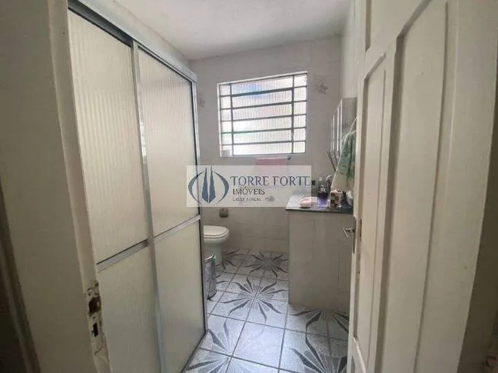 Imagem Bela casa 3 dormitórios 2 banheiros e 5 vagas no Tatuapé