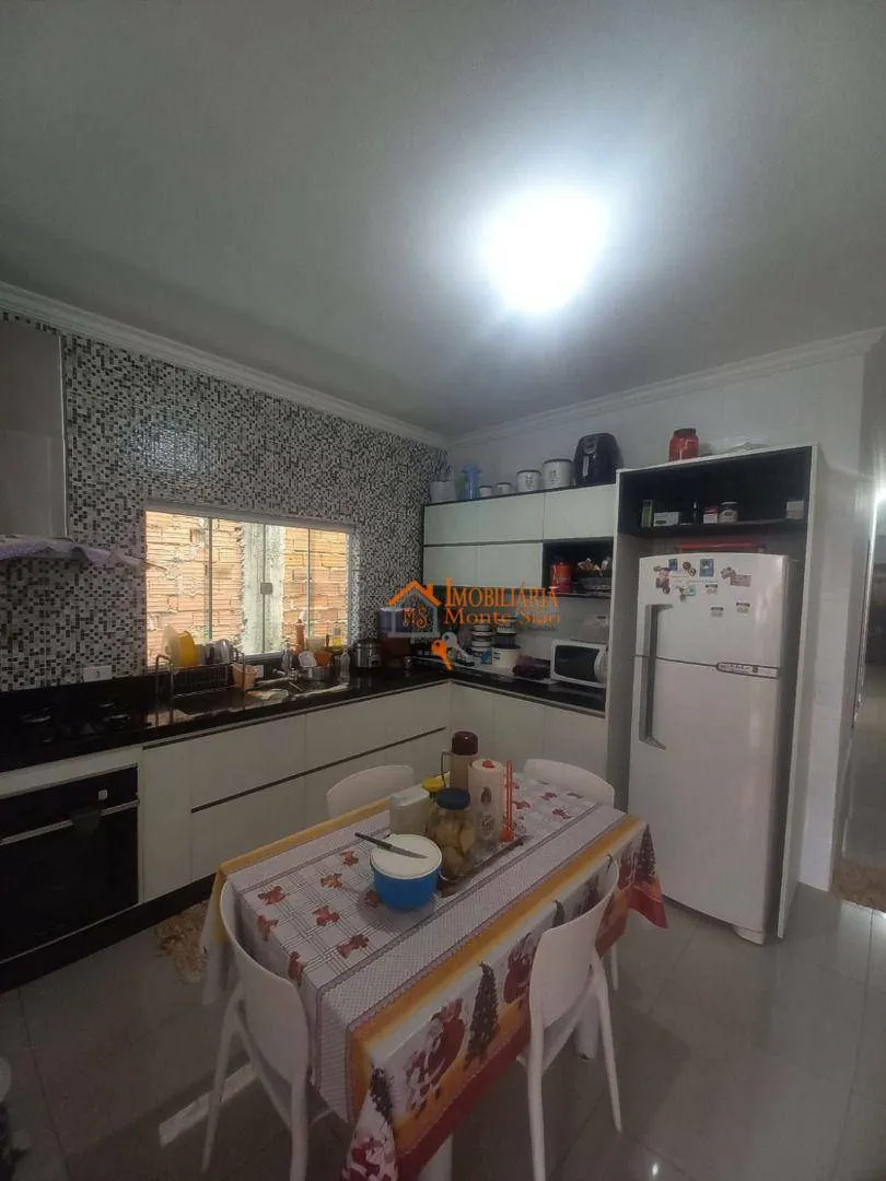 Imagem Sobrado com 5 dormitórios à venda, 250 m² por R$ 500.000,00 - Jardim Ponte Alta I - Guarulhos/SP