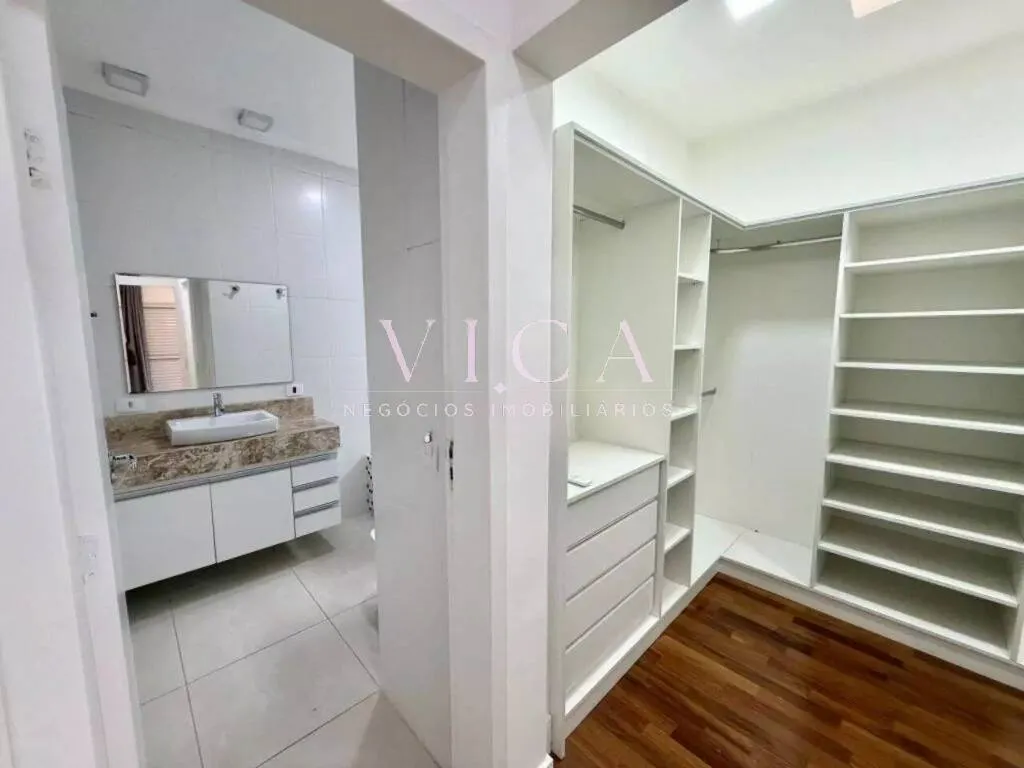 Imagem Valville 1| Casa 3 suítes, vista reserva, espaço gourmet - R$ 12.900,00 mês