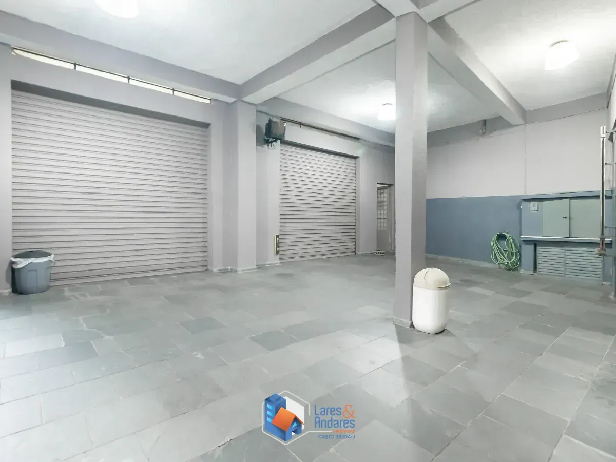 Imagem Sobrado para venda em Jardim Cidade Pirituba com 4 quartos, sendo 3 suítes, 600m²