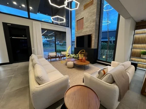 Imagem Casa condomínio com 05 suites e piscina beira de lago