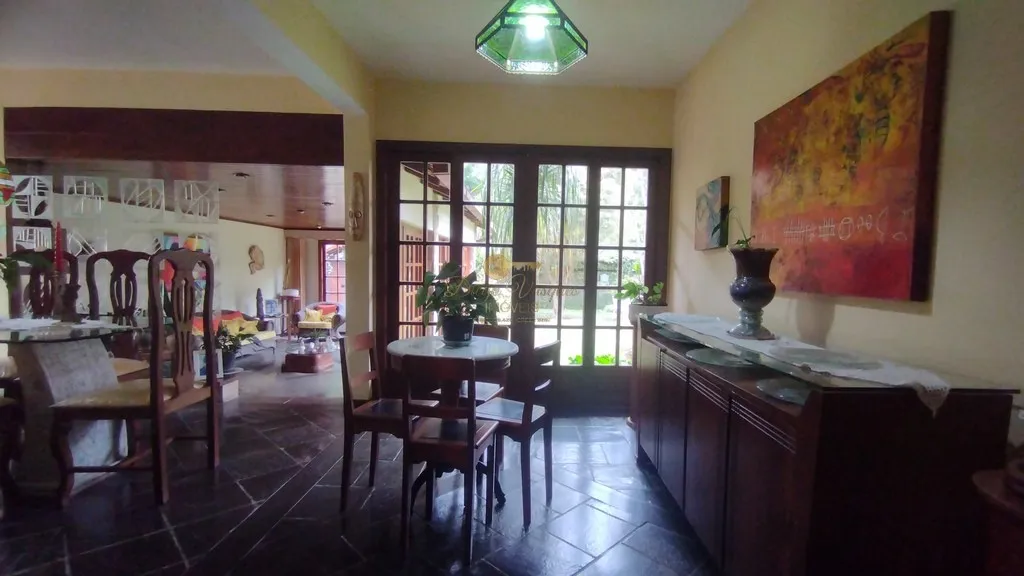 Imagem Casa em Condomínio para Venda em Teresópolis / RJ no bairro Vale Feliz