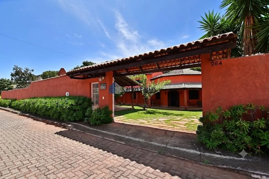 Imagem Casa em Condomínio para Venda em Brasília, Setor Habitacional Tororó (Jardim Botânico), 6 dormitórios, 3 suítes, 5 banheiros, 4 vagas
