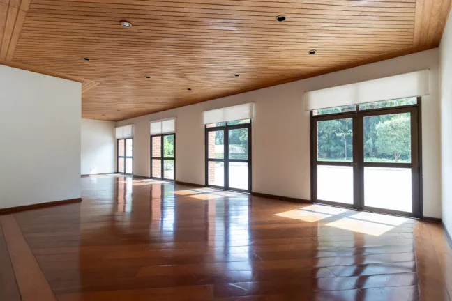 Imagem Apartamento à venda em São Paulo, Moema, com 3 quartos, 325m2