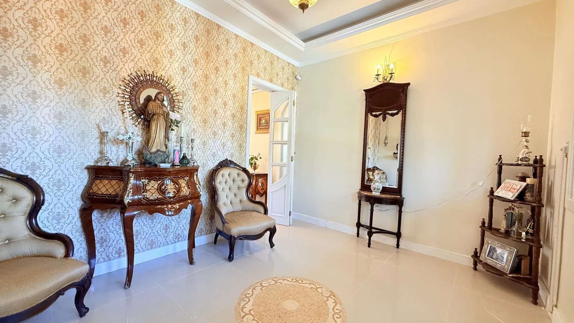 Imagem Casa Residencial 3 dormitórios com Piscina na Vila Assunção em Porto Alegre RS