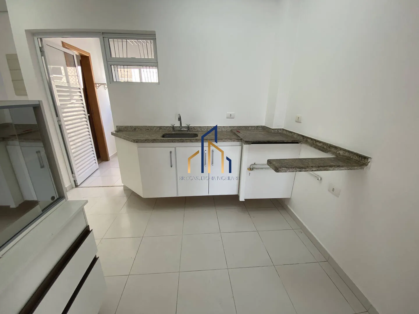 Imagem Ótima Cobertura para alugar no Bairro Jardim em Santo André/SP