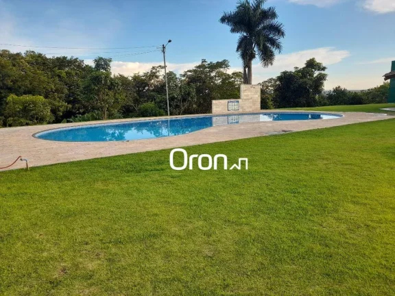 Imagem Sobrado à venda, 232 m² por R$ 1.100.000,00 - Cond Vale Verde - Senador Canedo/GO