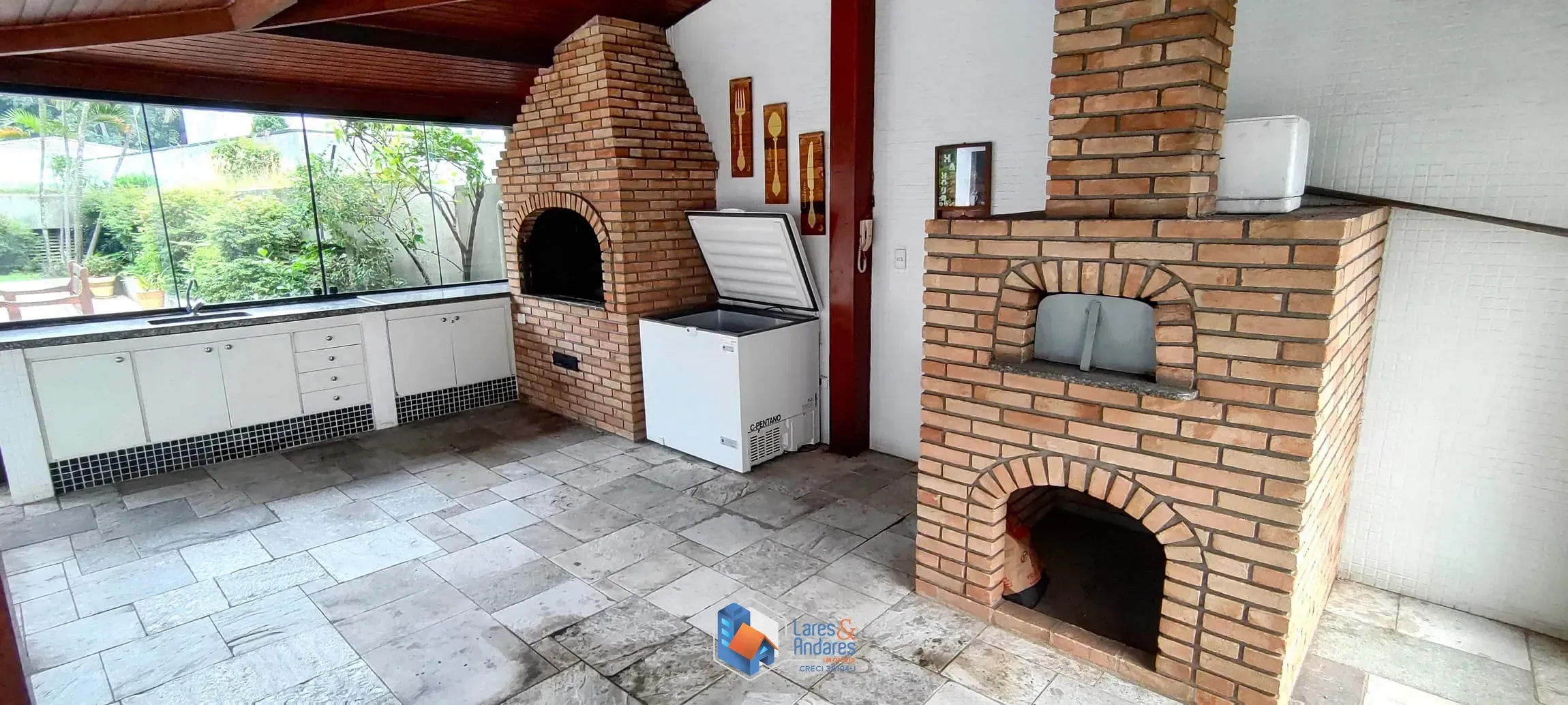 Imagem APTO COM 190M² 4 DORMS, SENDO 2 SUÍTES, ARMARIOS PLANEJADOS, COM 4 VAGAS LIVRES, 1 POR ANDAR, LAZER - OPORTUNIDADE AGUA FRIA