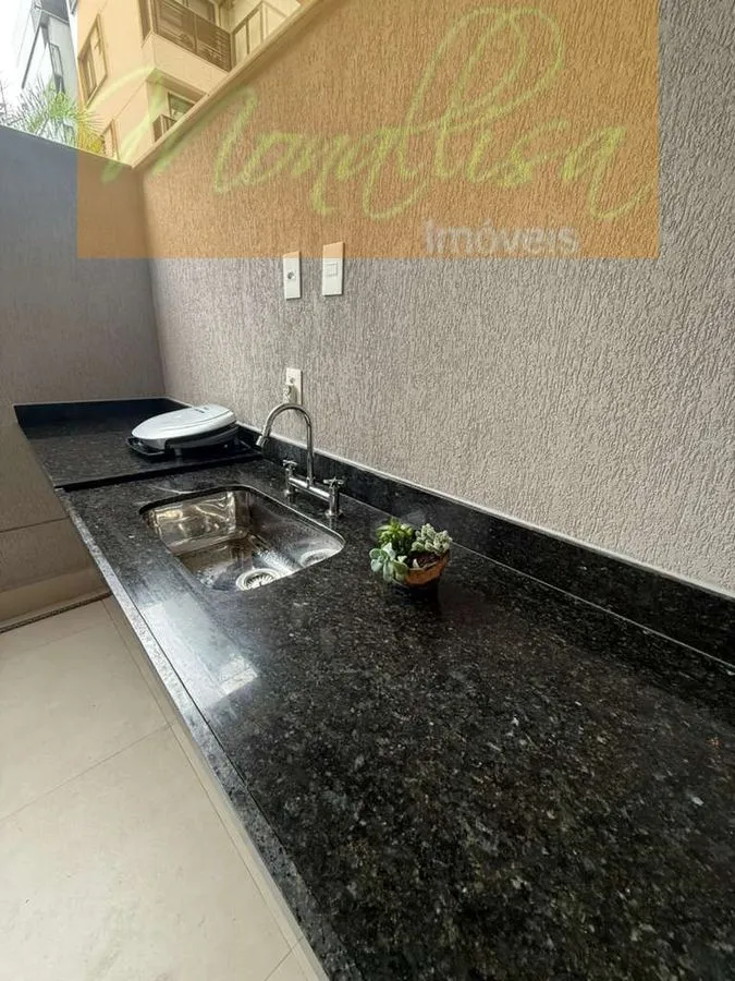 Imagem Apartamento com 2 quartos e 1 suíte na Avenida Lúcio Costa, Barra da Tijuca