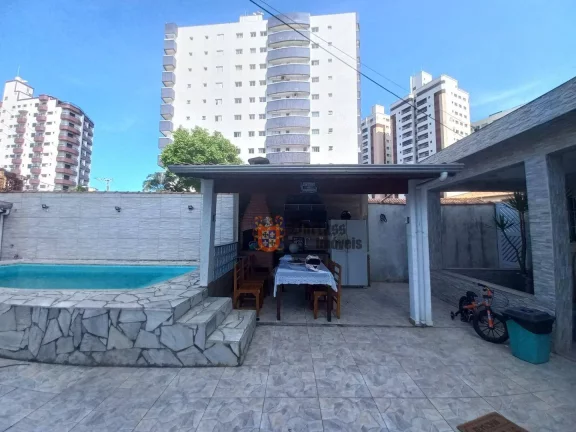 Foto do imóvel Casa com 4 dormitórios à venda, 278 m² por R$ 810.000,00 - Mirim - Praia Grande/SP