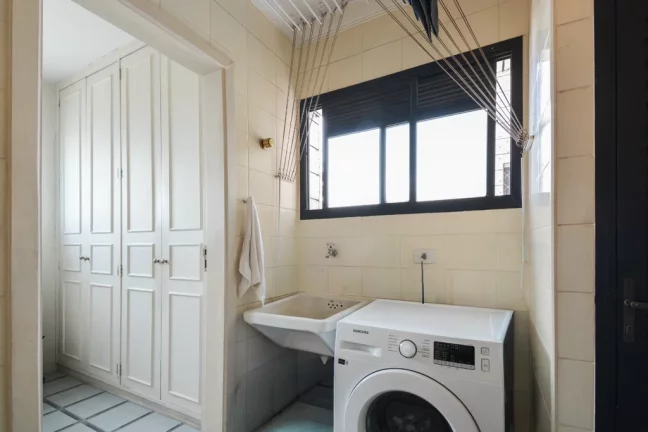 Imagem Apartamento à venda em São Paulo, Moema, com 3 quartos, 202m2