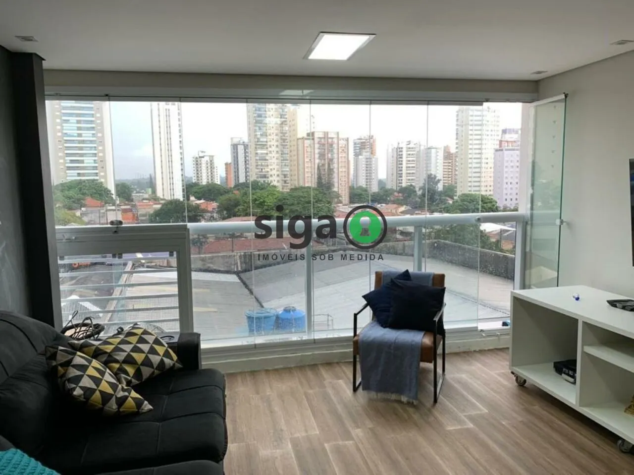 Imagem Apartamento a venda 70 m² 2 dormitorios,1 suíte e 2 vagas - Campo Belo - SP