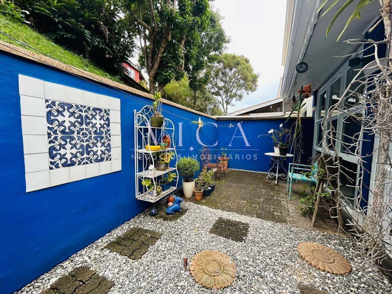 Imagem Alphaville|Scenic Casa 205m² 3 dorms, 1 suíte e 4 vagas |R$ 1.590.000,00