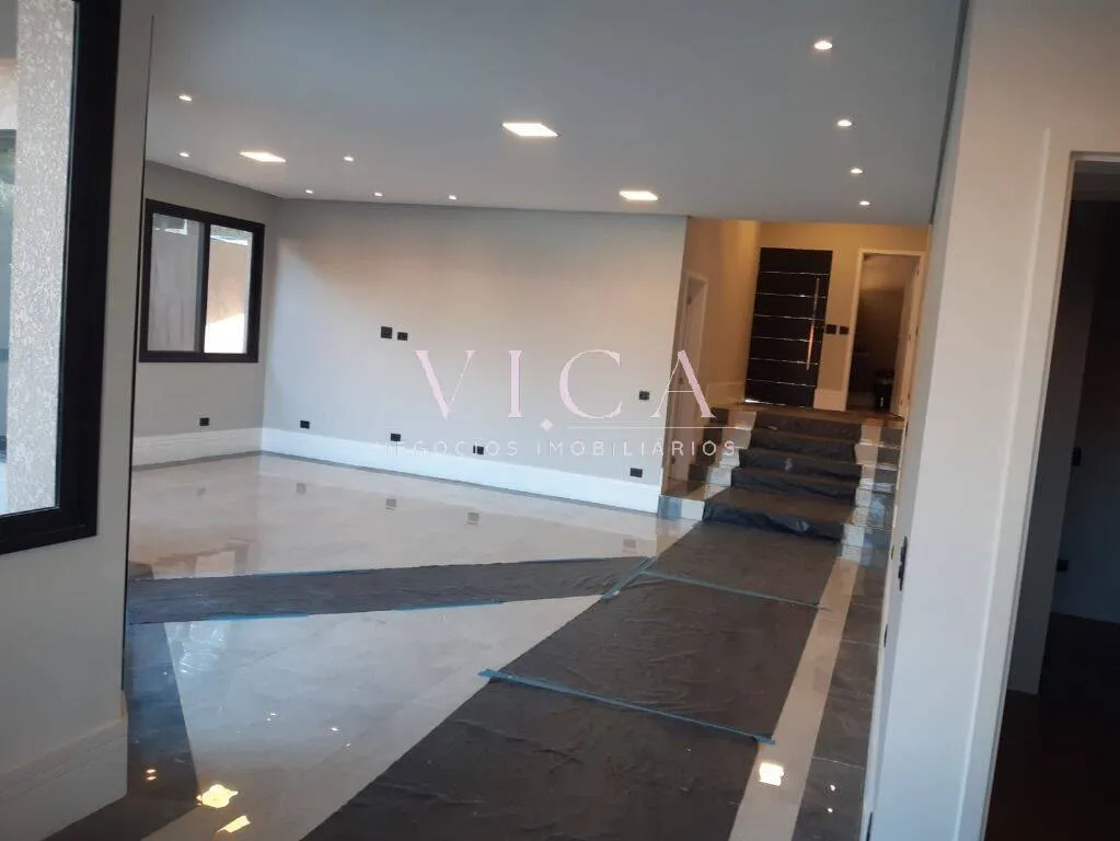 Imagem Casa com 4 dormitórios, 200m², venda por R$ 2.300.000,00 -Alphaville/SP