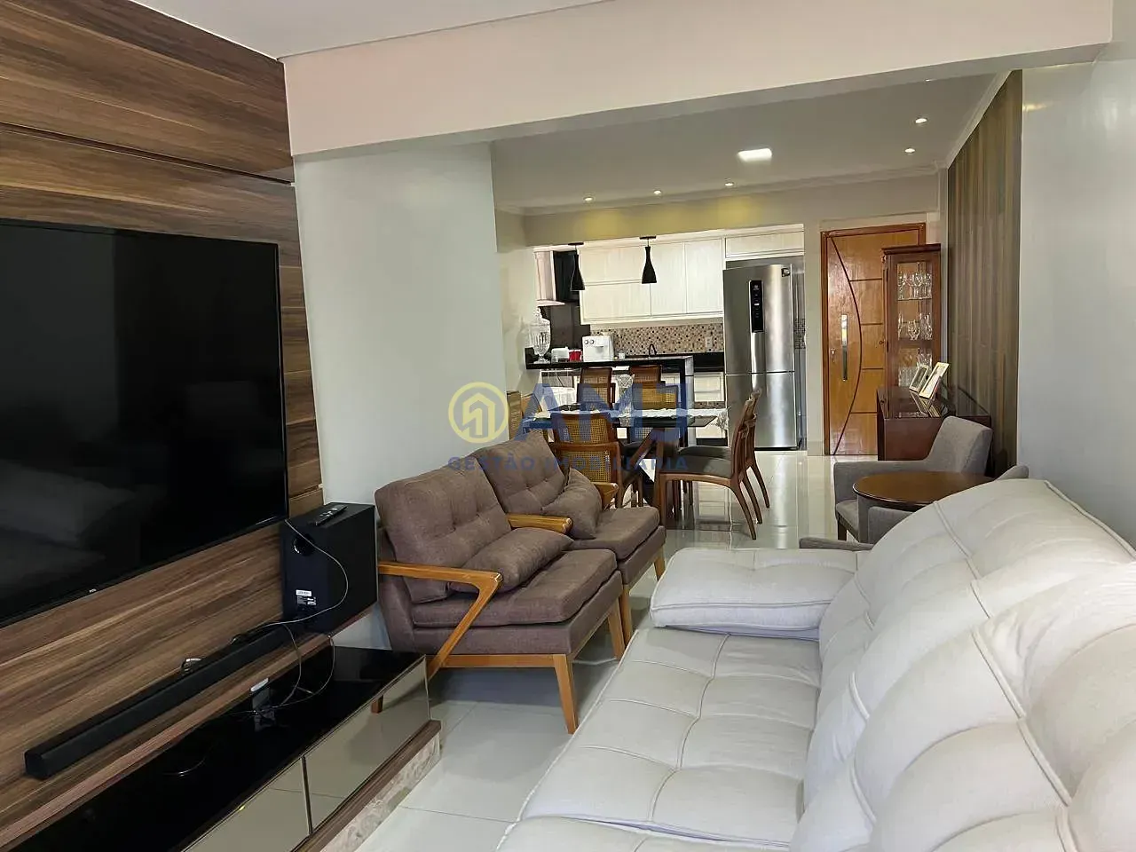 Imagem À VENDA | APARTAMENTO REFORMADO NO SETOR BUENO