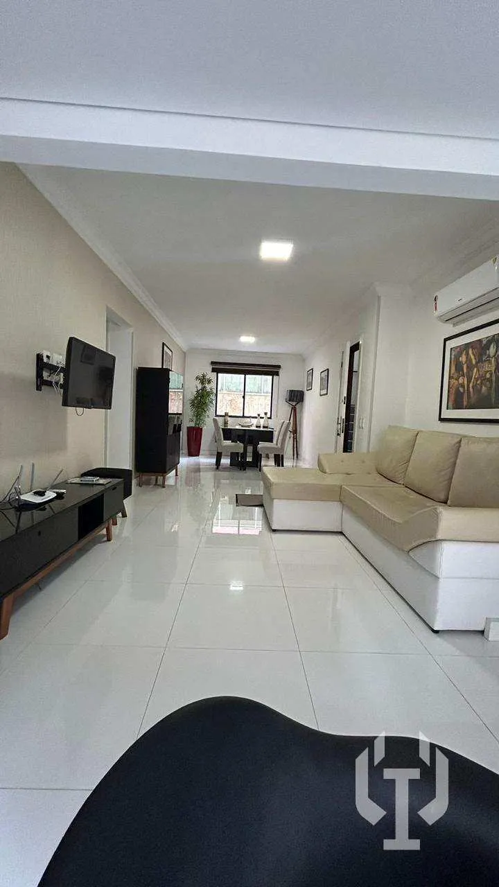 Foto do imóvel APARTAMENTO NA QUADRA MAR COM 3 DORM PARa locação anual