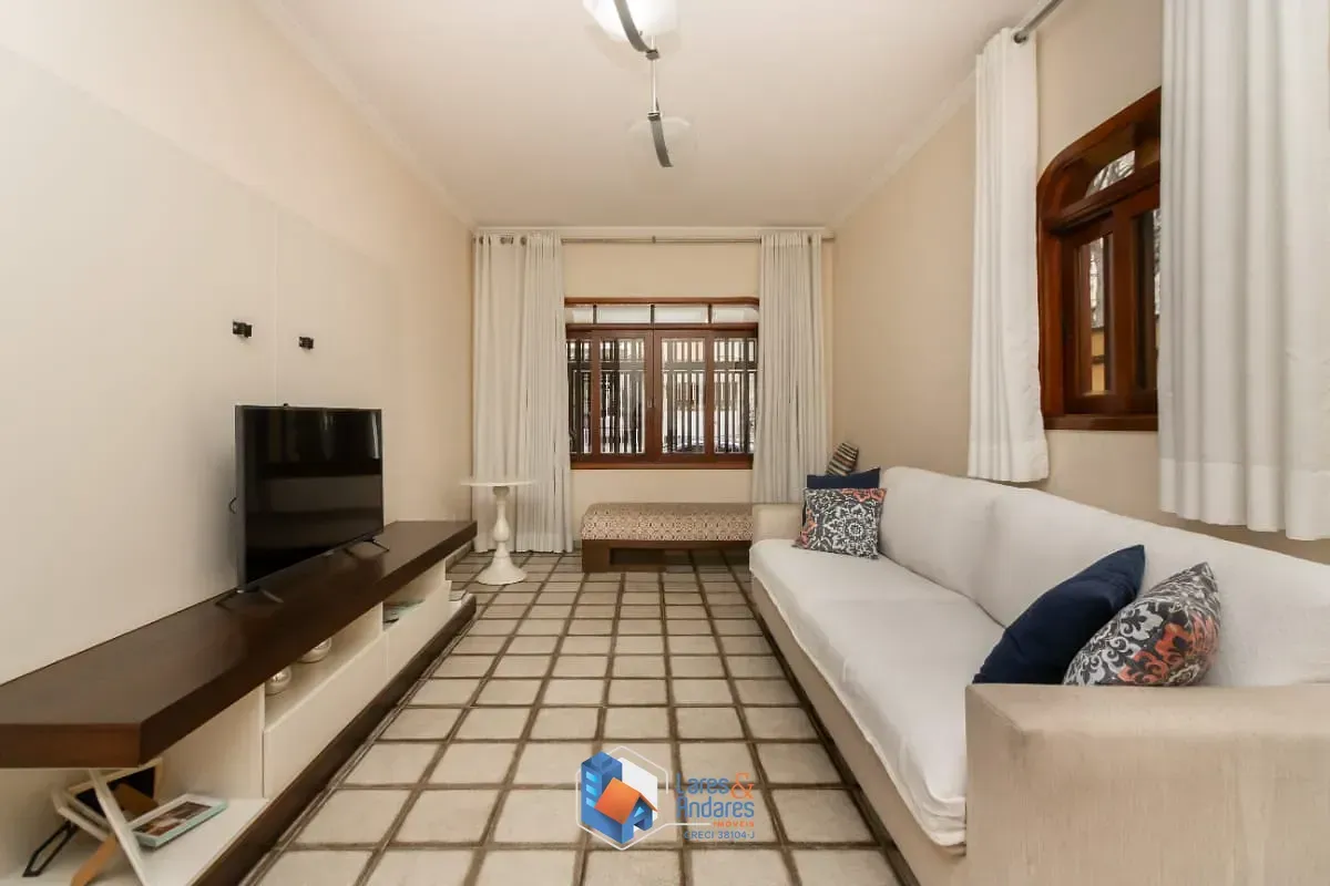 Imagem Casa para venda em Cupecê com 4 quartos, sendo 2 suítes, 208m²