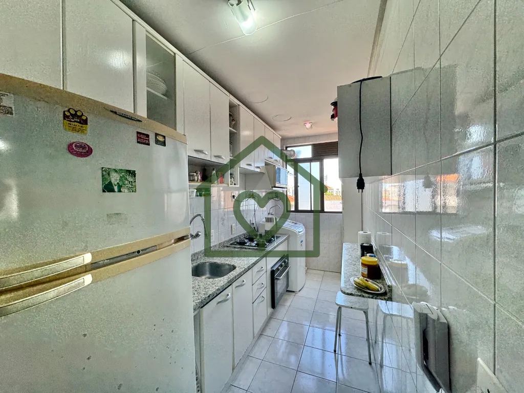 Imagem Apartamento no bairro São Sebastião, 2 quartos um deles suíte, espaçoso, sacada com churrasqueir...