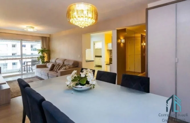 Imagem Apartamento MOBILIADO, 03 quartos c/suíte, 02 vagas no Água Verde em Curitiba PR