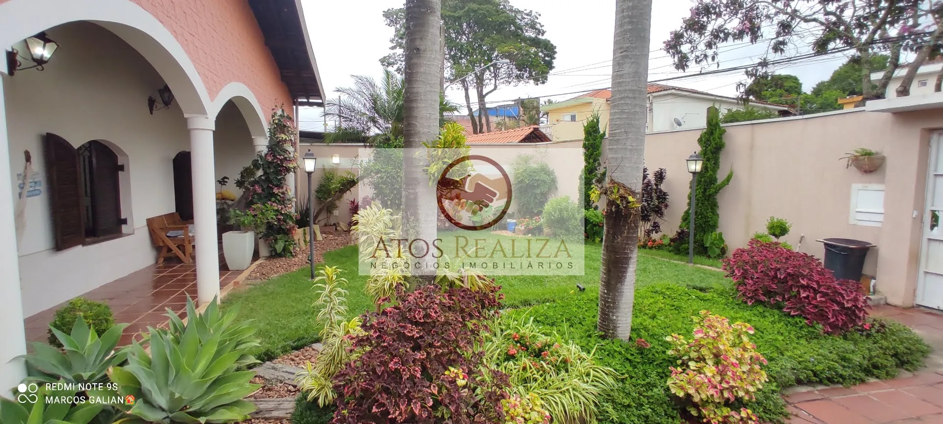 Imagem Casa Térrea em Jardim Santa Helena: 4 Dormitórios à Venda