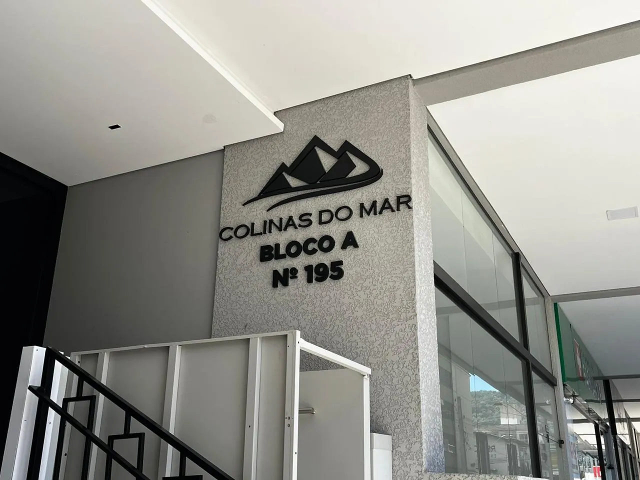 Imagem Apartamento com vista para o mar à venda com 702m2 por R$ 1.200.000,00