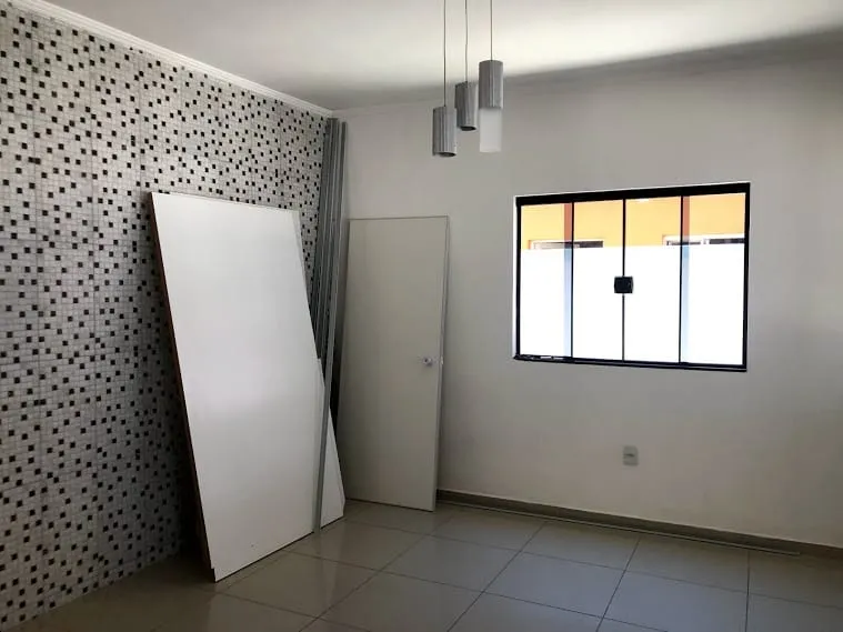 Imagem Casa à venda 3 Quartos, 1 Suite, 2 Vagas, 300M², Mantiqueira, Pindamonhangaba - SP