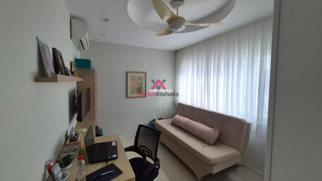 Imagem Casa em Condomínio para Venda em Rio de Janeiro, Jacarepaguá, 3 dormitórios, 1 suíte, 3 banheiros, 2 vagas