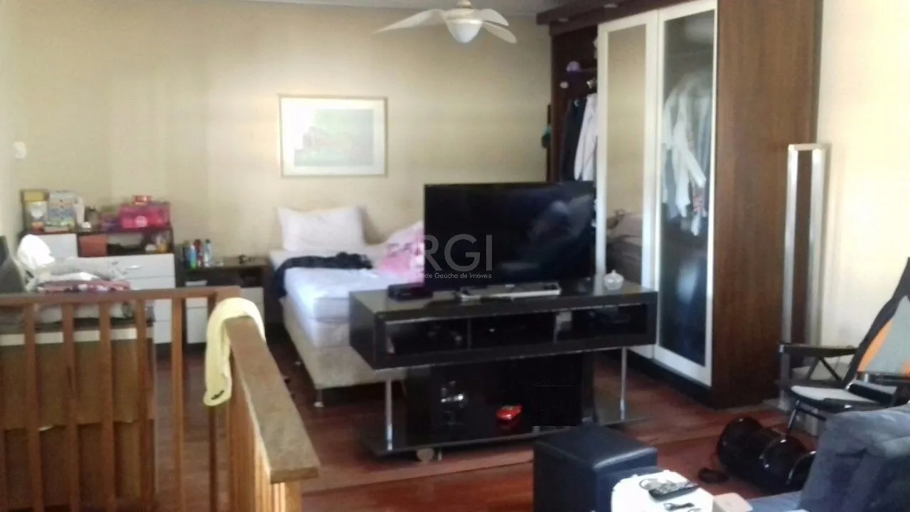 Imagem Predio para Venda - 340m², 2 dormitórios, sendo 1 suites, Partenon