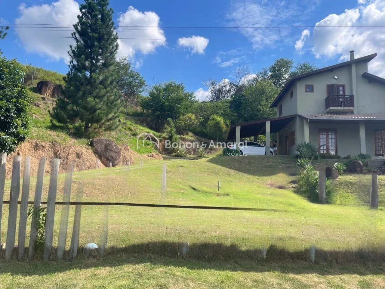 Imagem Casa à venda no Condomínio Aldeia Suíça - Valinhos/SP