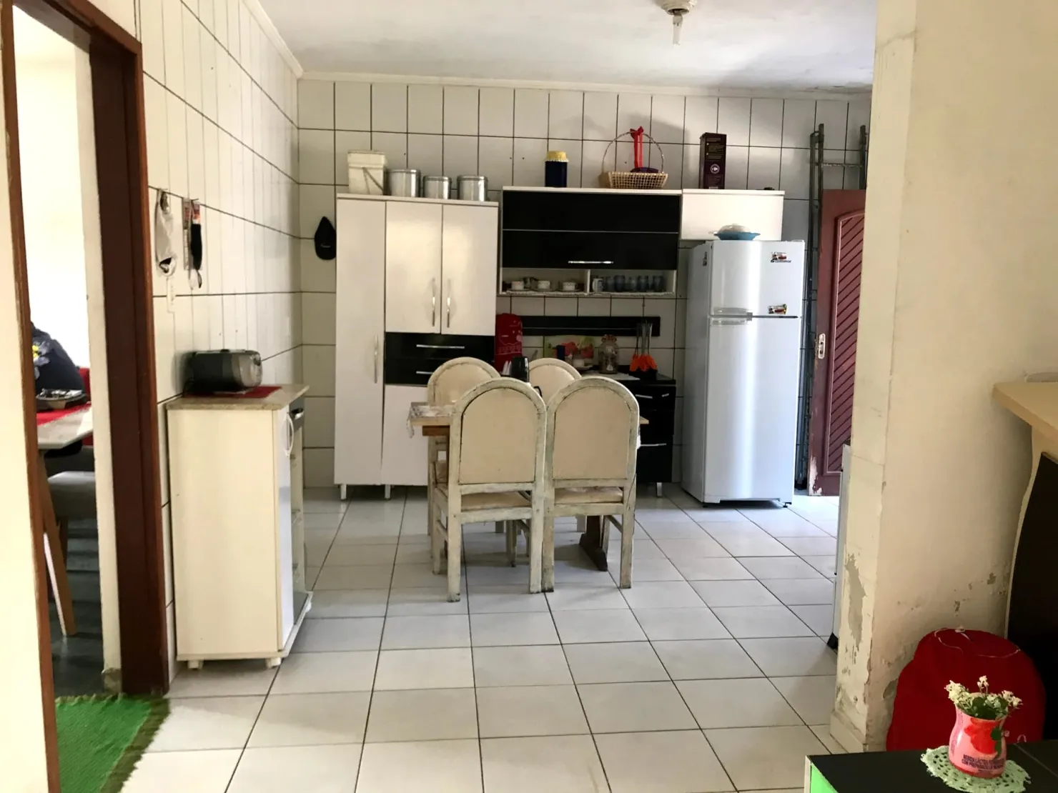 Imagem Casa à venda 3 Quartos, 1 Suite, 2 Vagas, 3M², Conjunto Residencial Araretama, Pindamonhangaba - SP