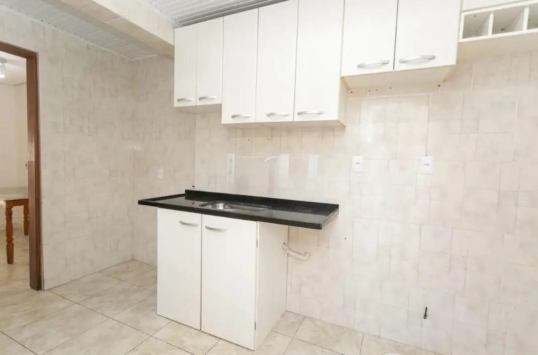 Imagem Casa em Condomínio com 03 quarto e 01 Vaga no Bairro Humaitá
