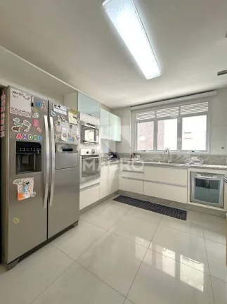 Imagem Apartamento | Centro | 3 suítes | 182m²