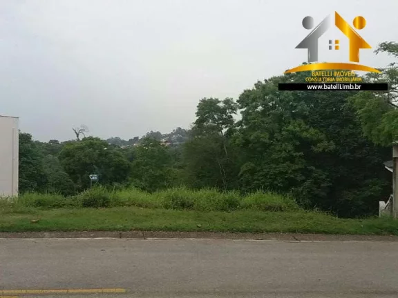 Imagem Terreno à venda no condomínio Golf Village na Granja Viana - Batelli Imóveis
