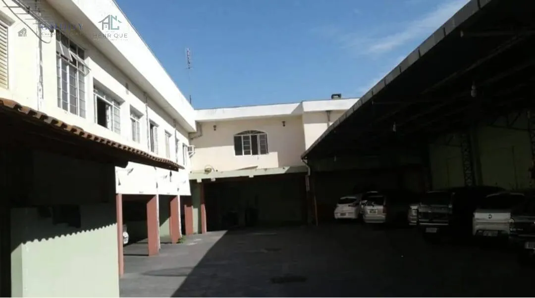 Foto do imóvel Espaço Comercial ou Residencial no Centro de Pindamonhangaba - Em frente à