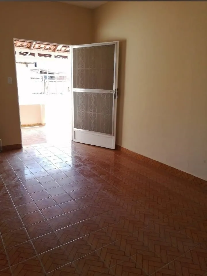 Imagem Casa à venda 2 Quartos, 4 Vagas, 300M², Frei Galvão, Potim - SP