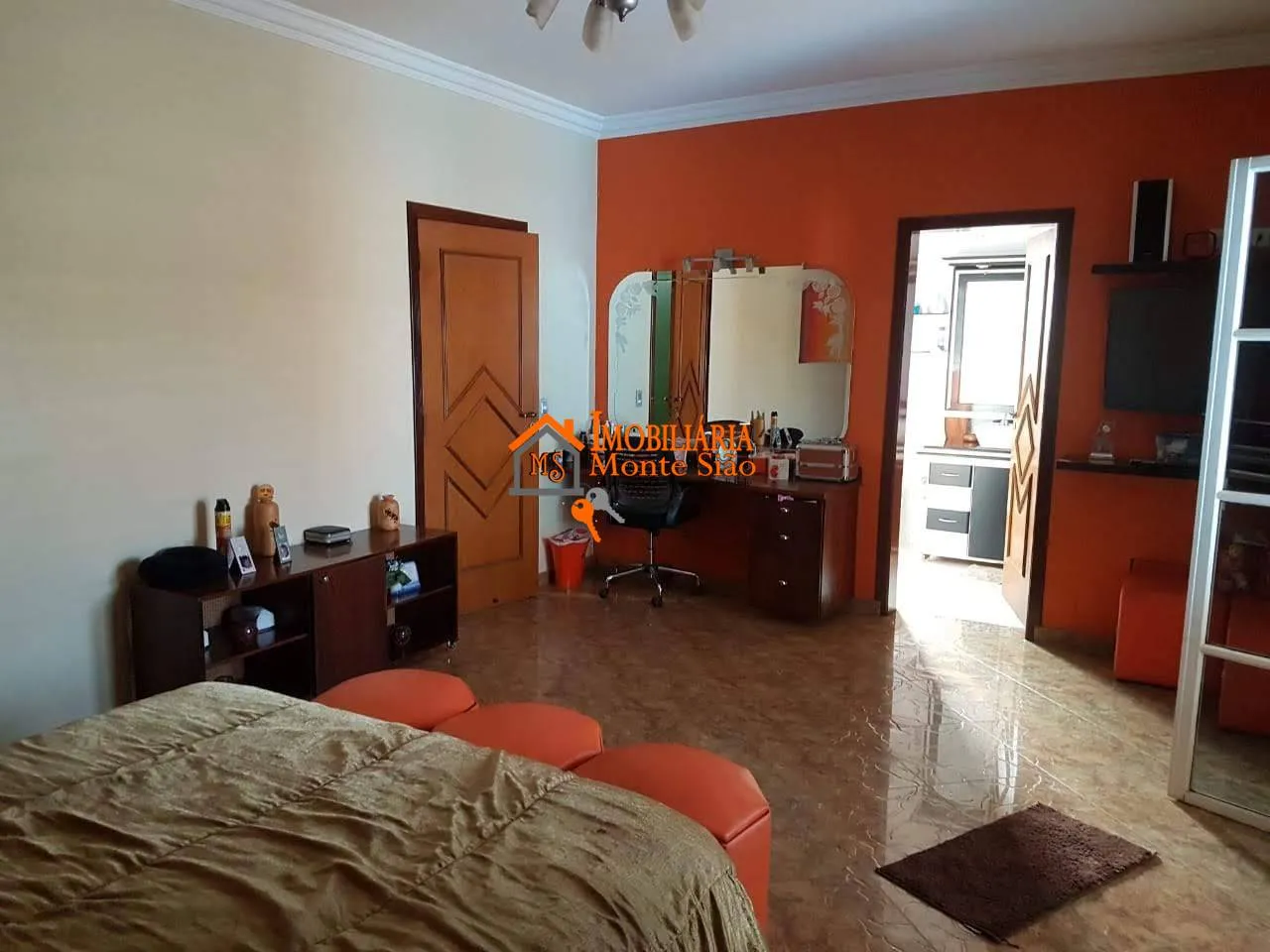 Imagem Sobrado com 6 dormitórios à venda, 135 m² por R$ 1.484.000,00 - Jardim Santa Helena - Guarulhos/SP