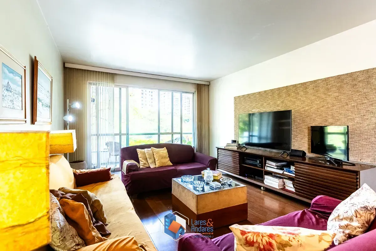 Imagem Apartamento para venda em Campo Belo com 3 quartos, sendo 1 suíte, 192m²