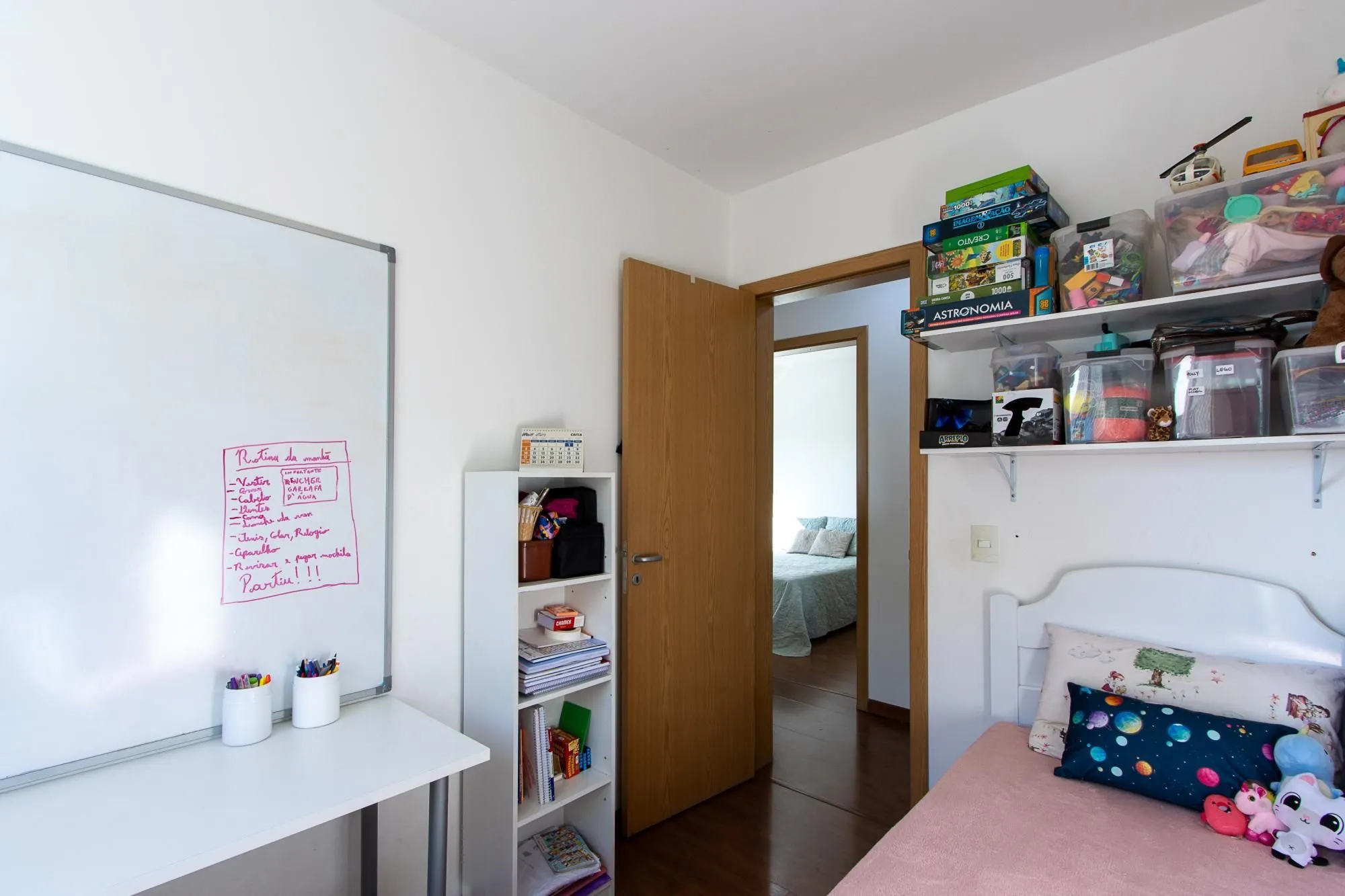 Imagem Lindo Apartamento 3 dorm à Venda na Tristeza, Porto Alegre,