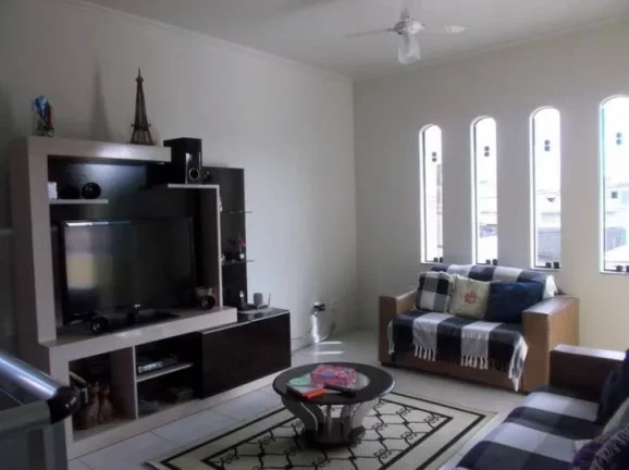 Imagem BELO SOBRADO LADO LINHA COM 4 SUITES