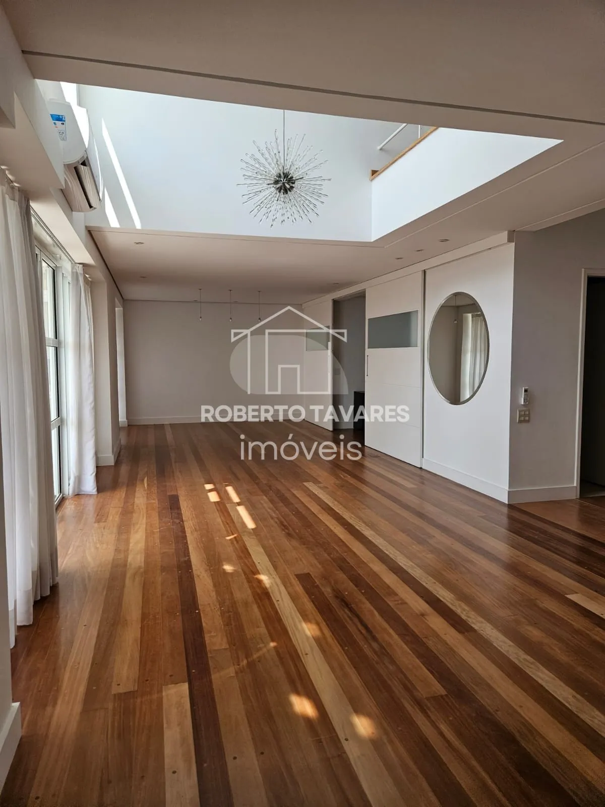 Imagem Cobertura de 4 quartos, 320m² no bairro Vila Mariana, em São Paulo