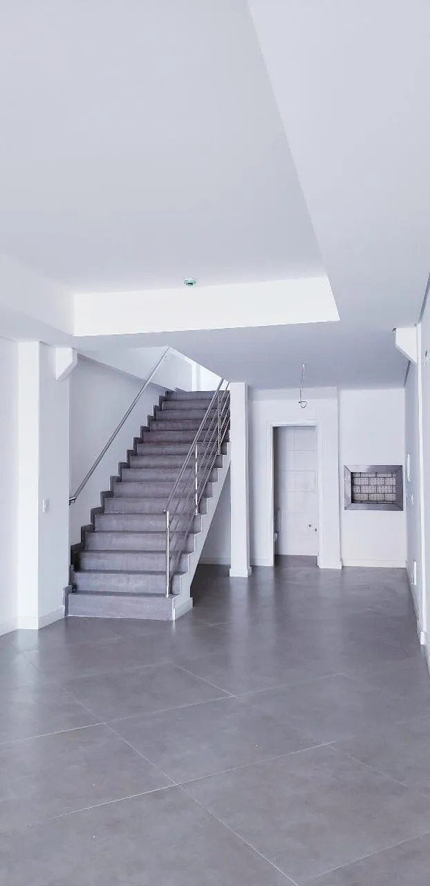 Imagem Sala comercial à venda em Torres, Centro, 128m2
