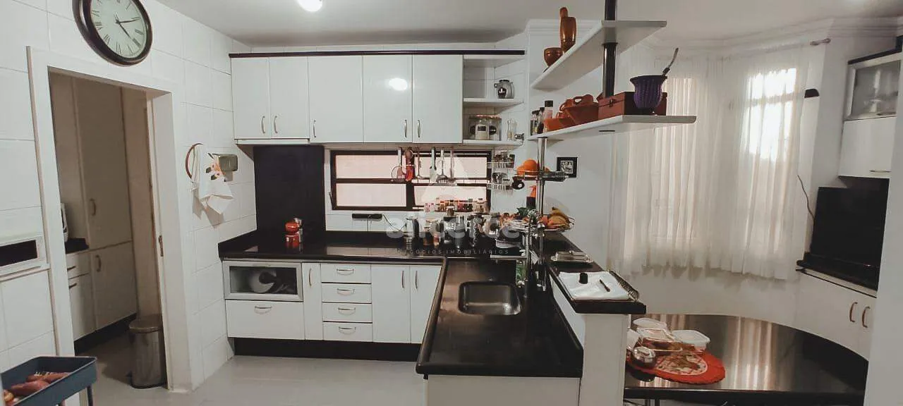 Imagem Casa com 4 Dormitórios, Piscina e Espaço Gourmet em Rua Sem Saída - Conforto, Privacidade e Localização Privilegiada no Itaguaçu! - Florianópolis/SC