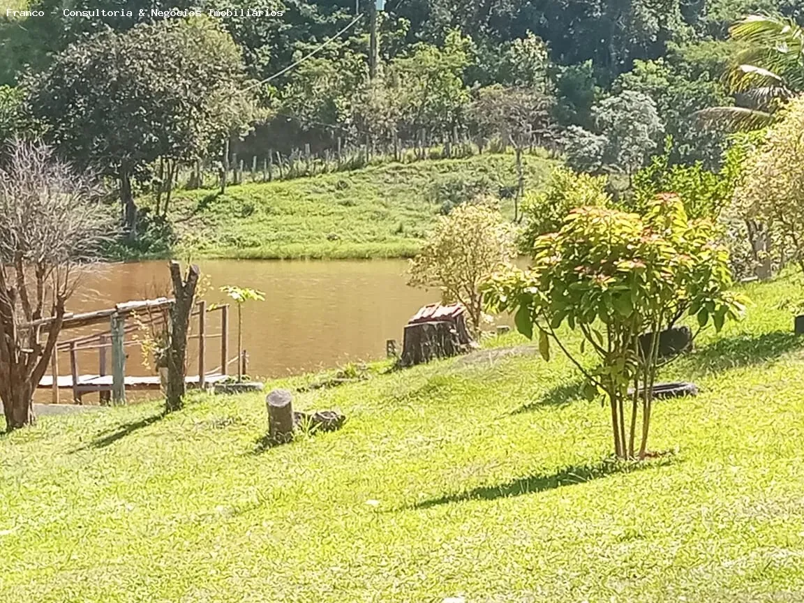 Imagem Sítio para Venda em Santa Isabel, Santa Isabel, 4 dormitórios, 2 suítes, 2 banheiros, 2 vagas
