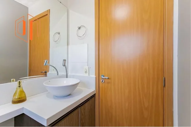 Imagem Apartamento para Venda em Curitiba, Pinheirinho, 2 dormitórios, 1 banheiro, 1 vaga