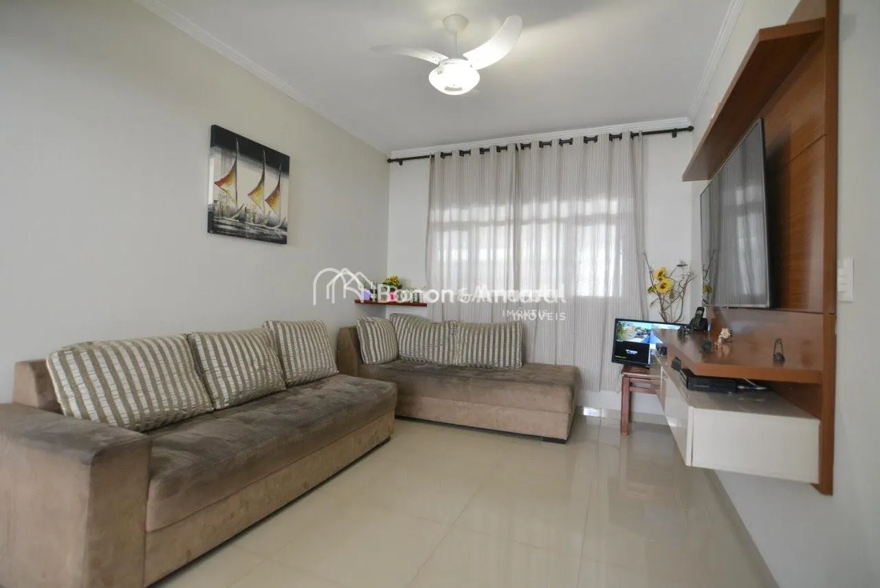 Imagem Casa à venda no bairro Jardim América em Paulínia/SP.